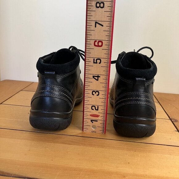 ECCO Black Leather Lace Up Ankle Boots Gore-Tex Waterproof Women's US 7 EU 38 - Picture 4 of 9